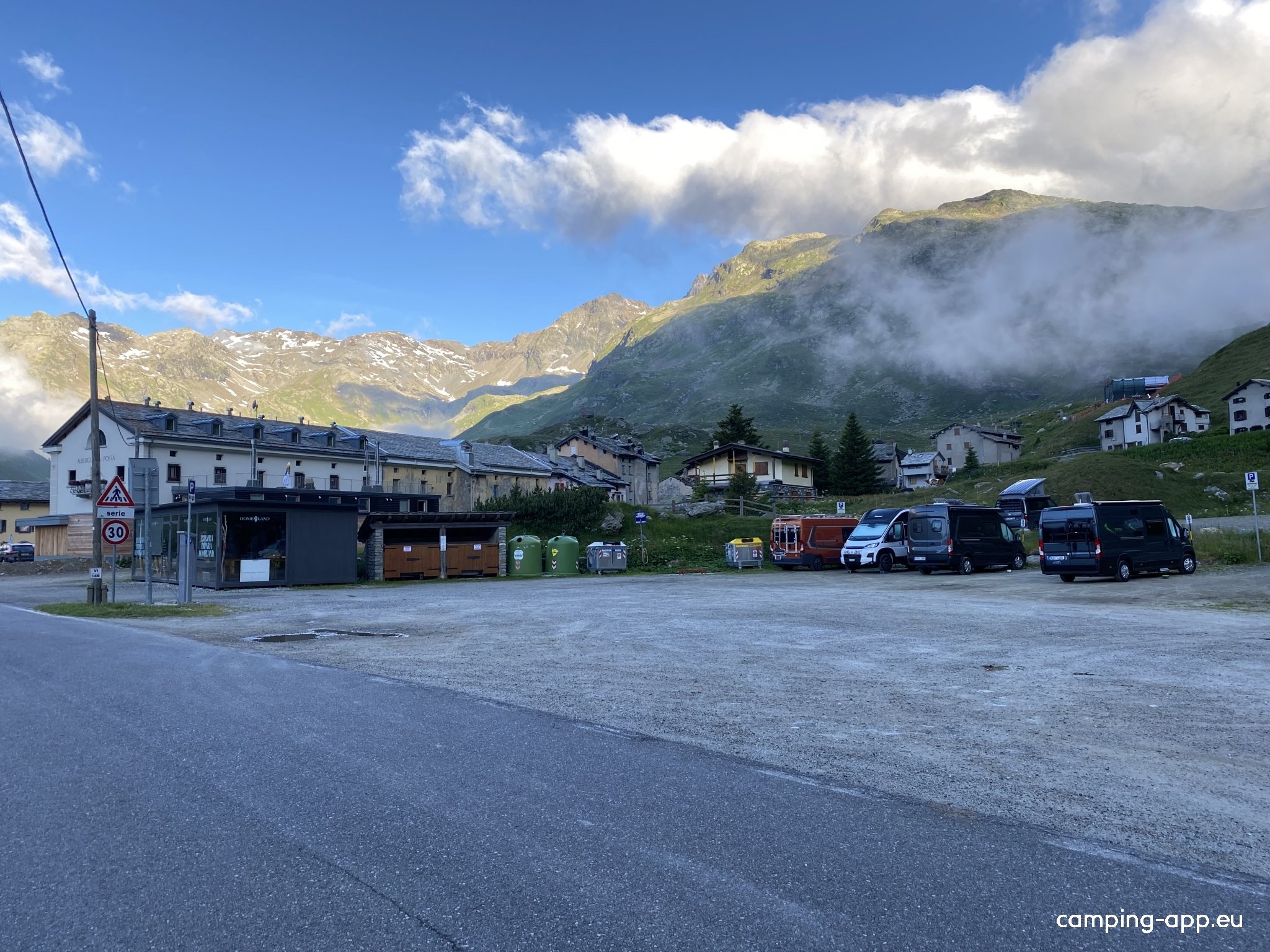 Montepluga — Karavan Sitesi in Sondrio