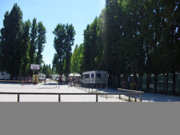 Area Sosta Camper - Casalborsetti — Fotografie 4