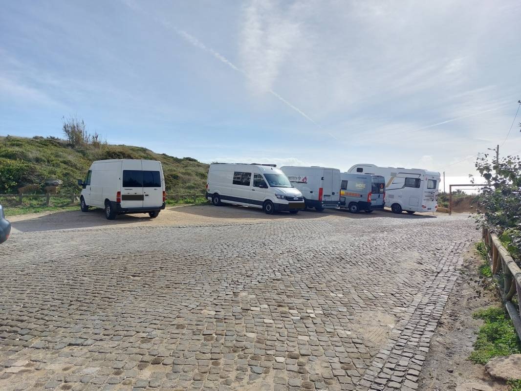 Praia do sul — Campervan Site in Lisboa