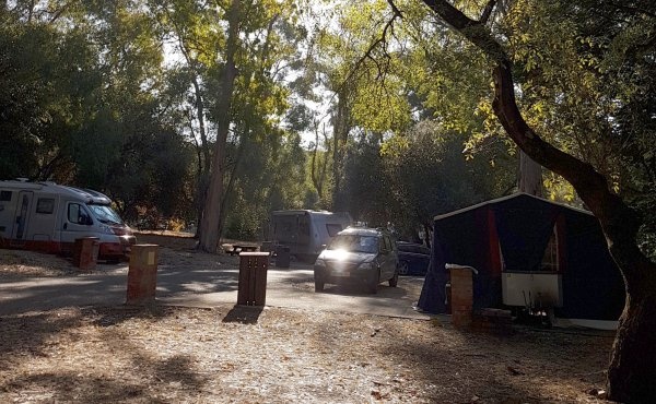 Lisboa Camping & Bungalows — 露营地 in Lisboa