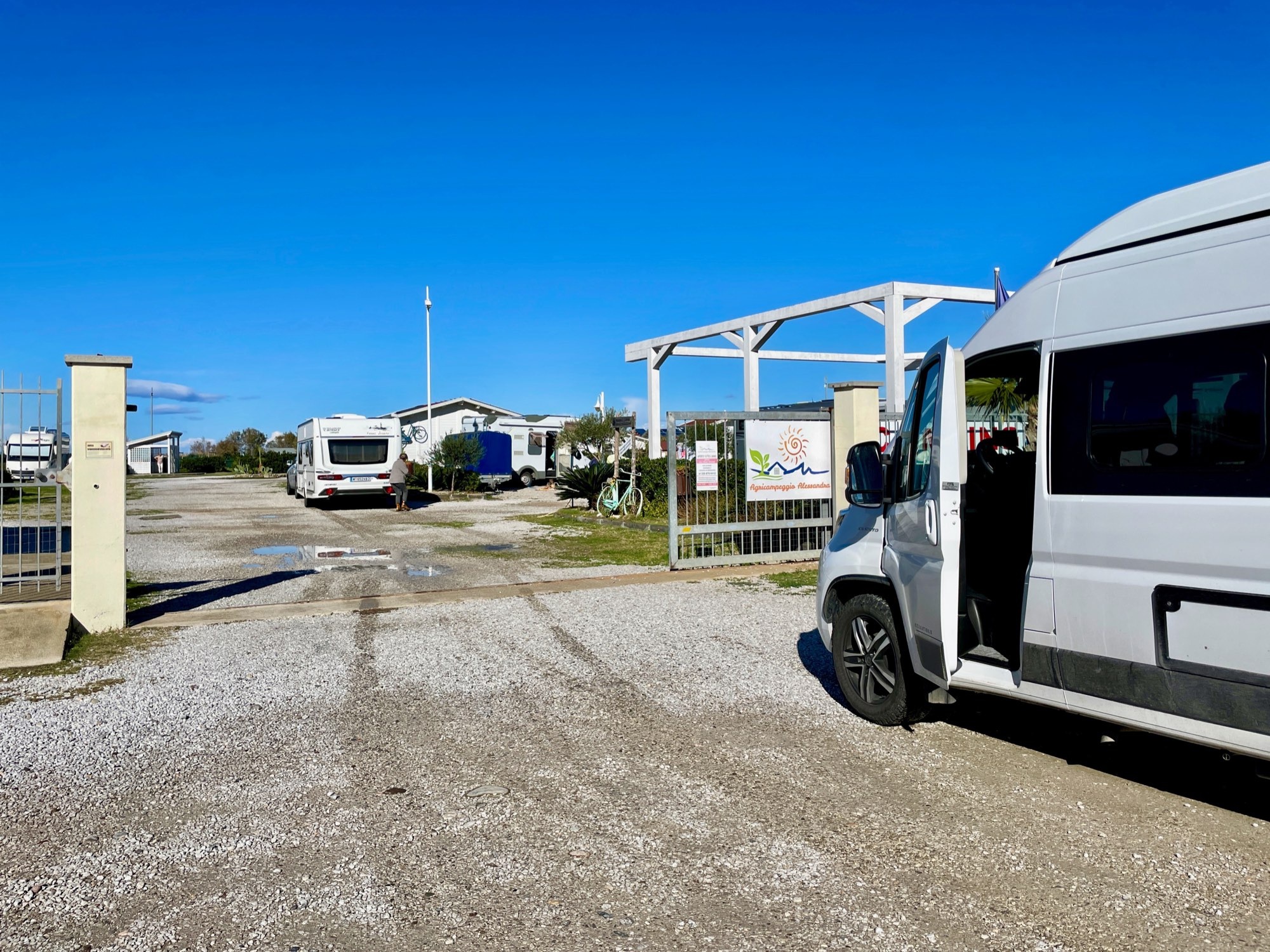 Agricampeggio Alessandra — Camping in Torrenova