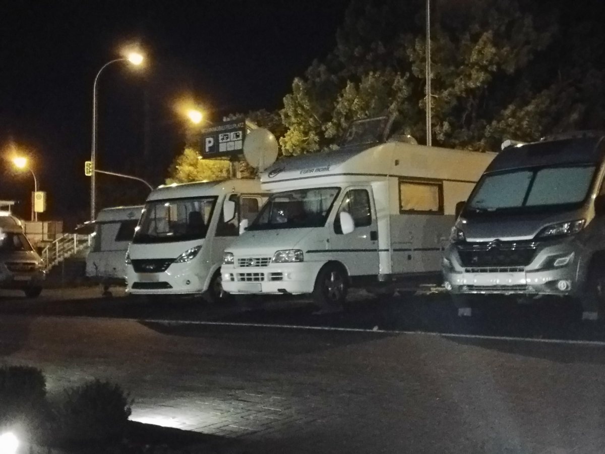 Wohnmobilstellplatz Stralsund — Area Autocaravanas in Stralsund