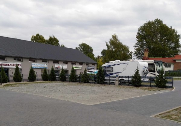 Wohnmobilstellplatz Stralsund — Photo 6