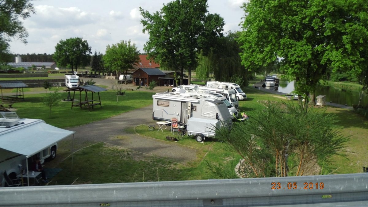Campingplatz & Hafen Fresenbrügge — Campingplass in Grabow