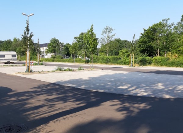 Übernachtungsparkplatz Freizeitpark Rheinbach — Photo 3