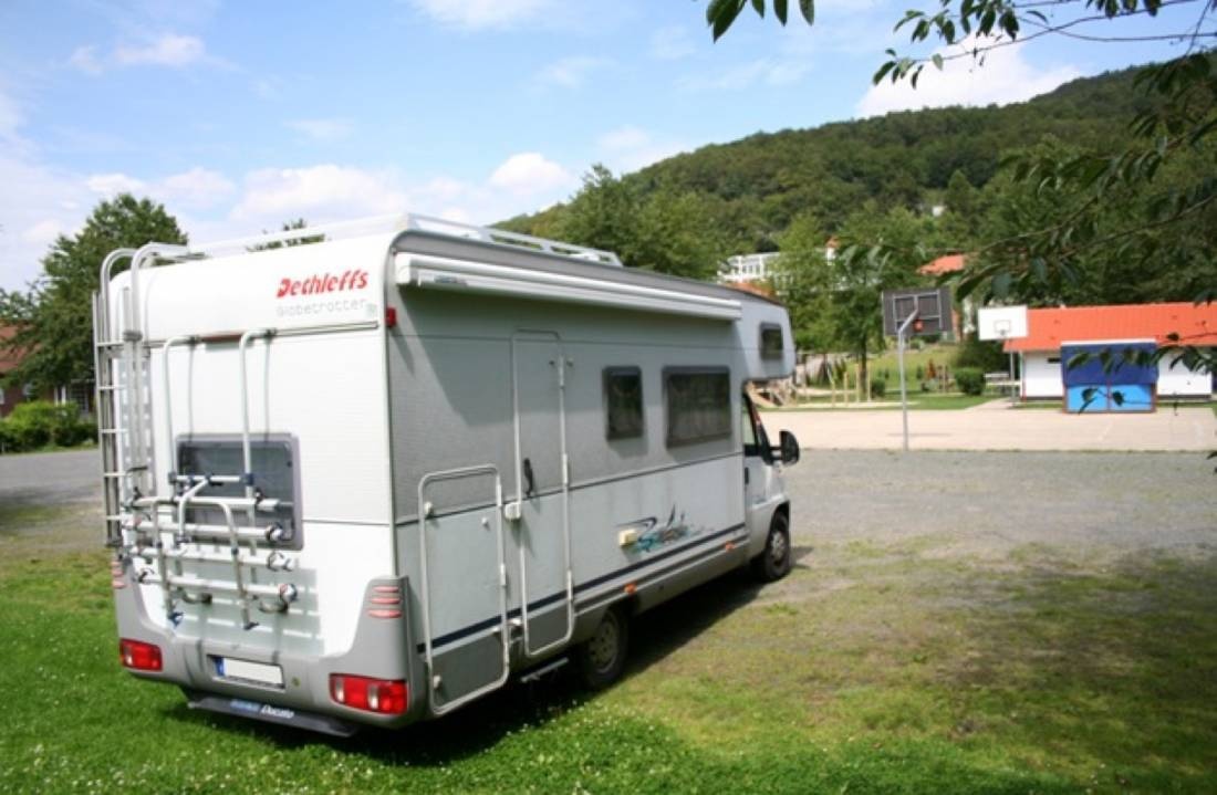 Stellplatz Habichtswald Dörnberg — 露营车营地 in Habichtswald