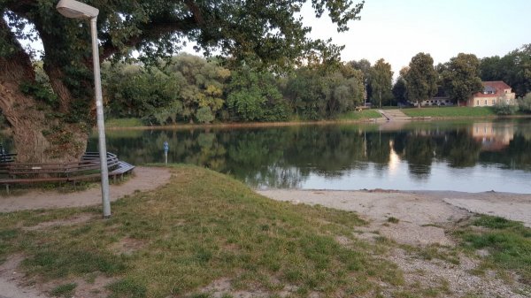 Stellplatz Schlösslwiese Neuburg an der Donau — Photo 3