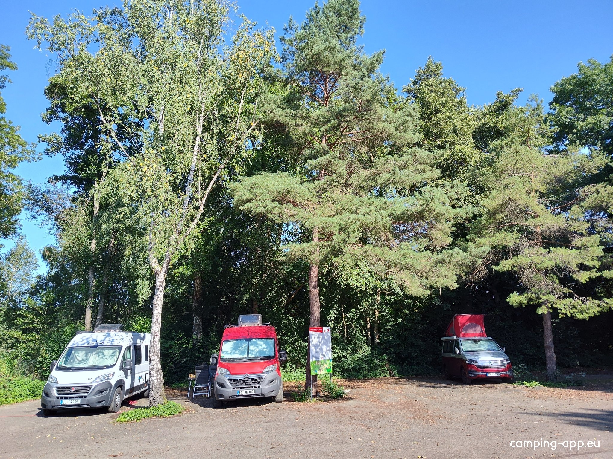 Wohnmobilstellplatz am Zellersee Bad Schussenried — Parking do przenocowania in Bad Schussenried
