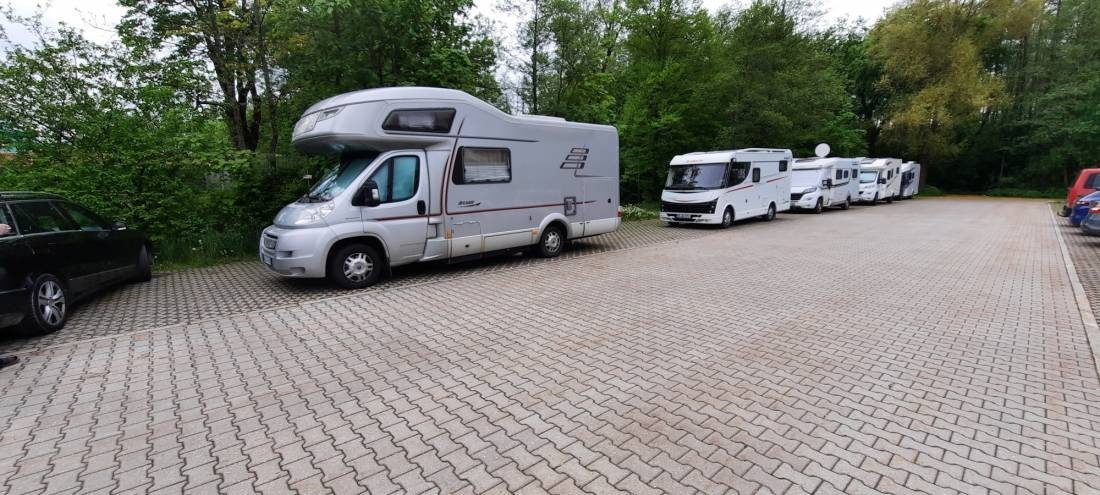 Stellplatz am Freizeitzentrum Weiden in der Oberpfalz — Sp. parking dla kamperów in Weiden in der Oberpfalz