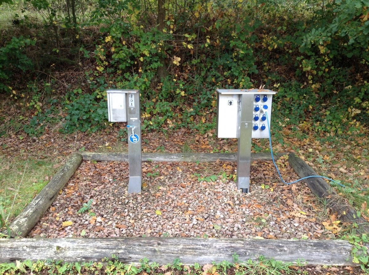 Stellplatz Schiersfeld — Area di sosta in Schiersfeld