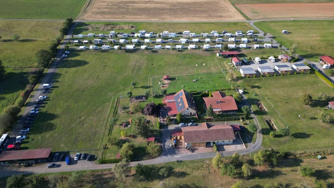 Wohnmobilstellplatz Forellenhof — Area Autocaravanas in Hammelburg