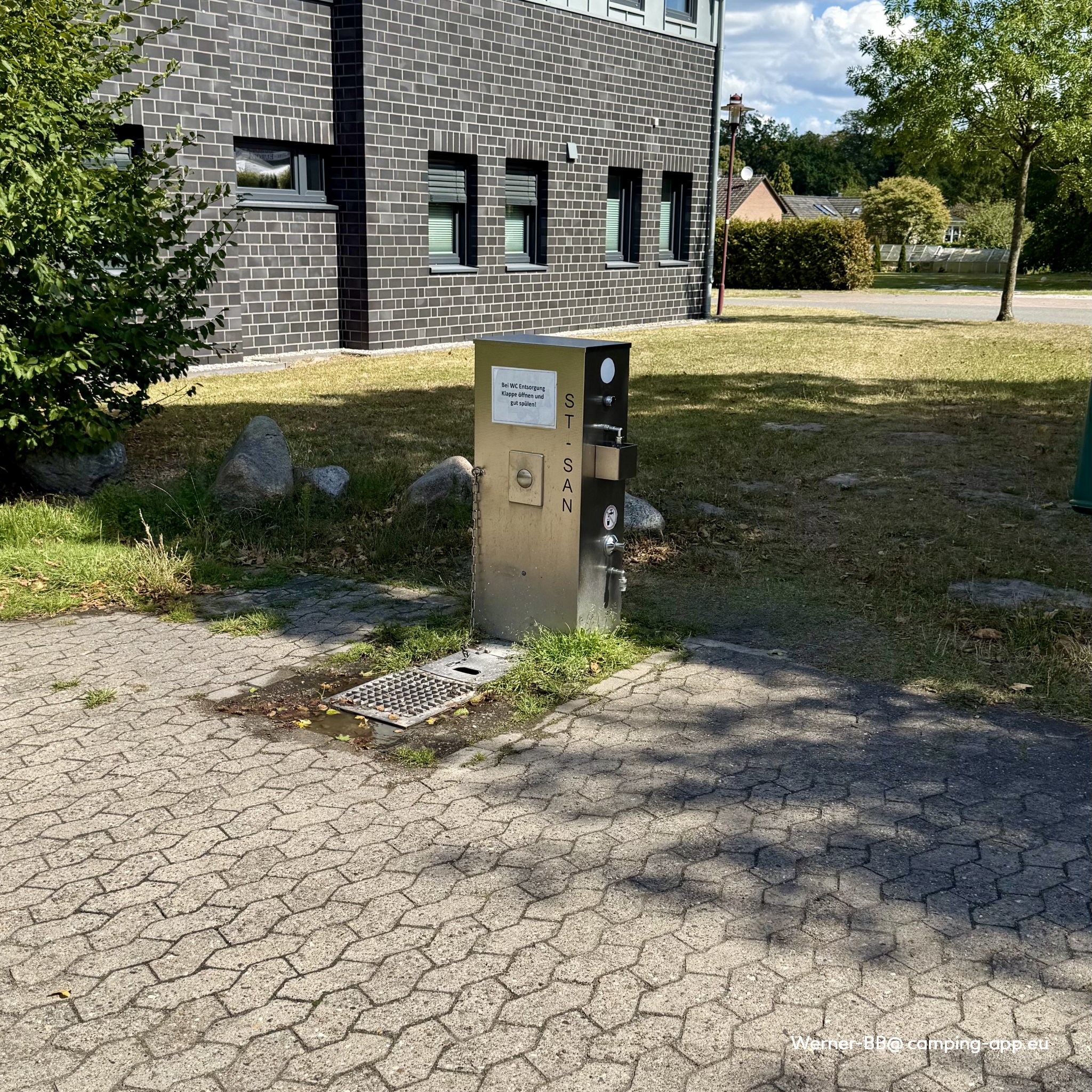 Wohnmobilstellplatz am Schiffshebewerk Scharnebeck — Foto 3
