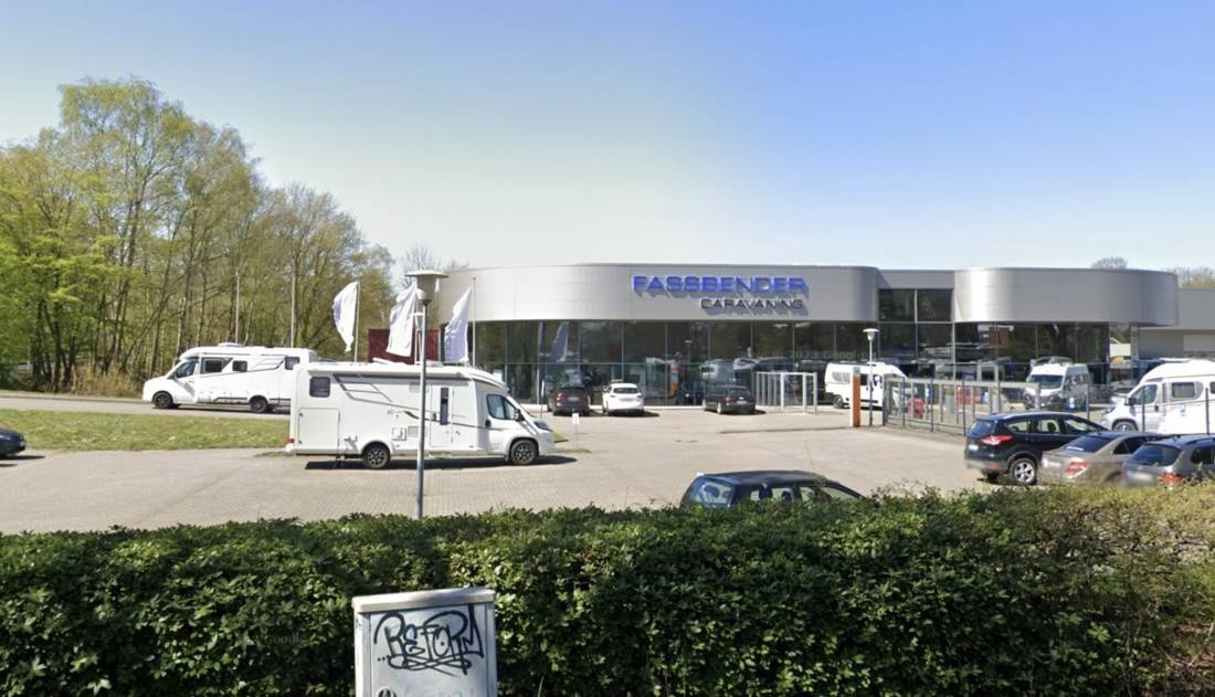Stellplatz Fassbender-Caravaning Oldenburg — Campervan Site in Oldenburg-Etzhorn
