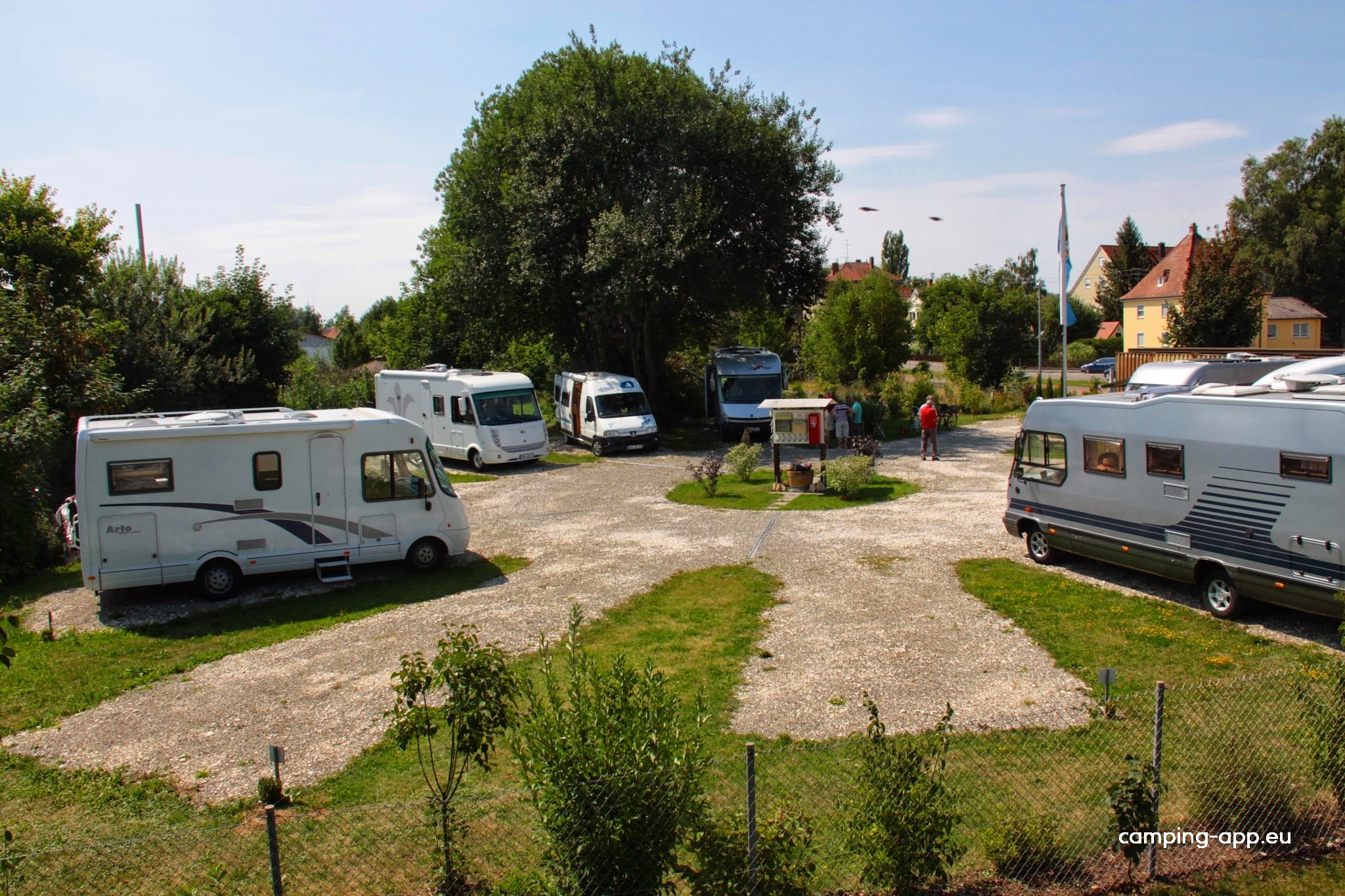 Wohnmobilpark Wertingen — Karavan Sitesi in Wertingen-Gottmannshofen