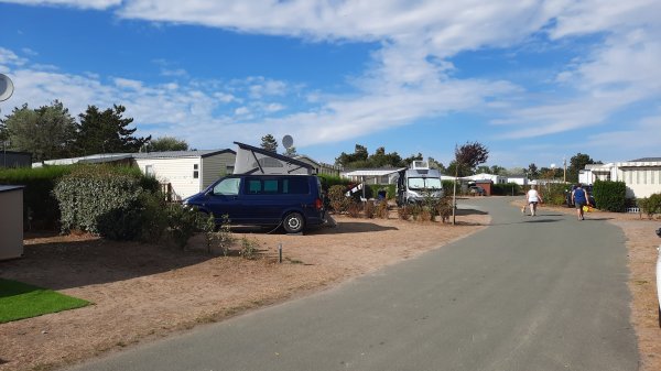 Camping Le Bois de Pins — Photo 2