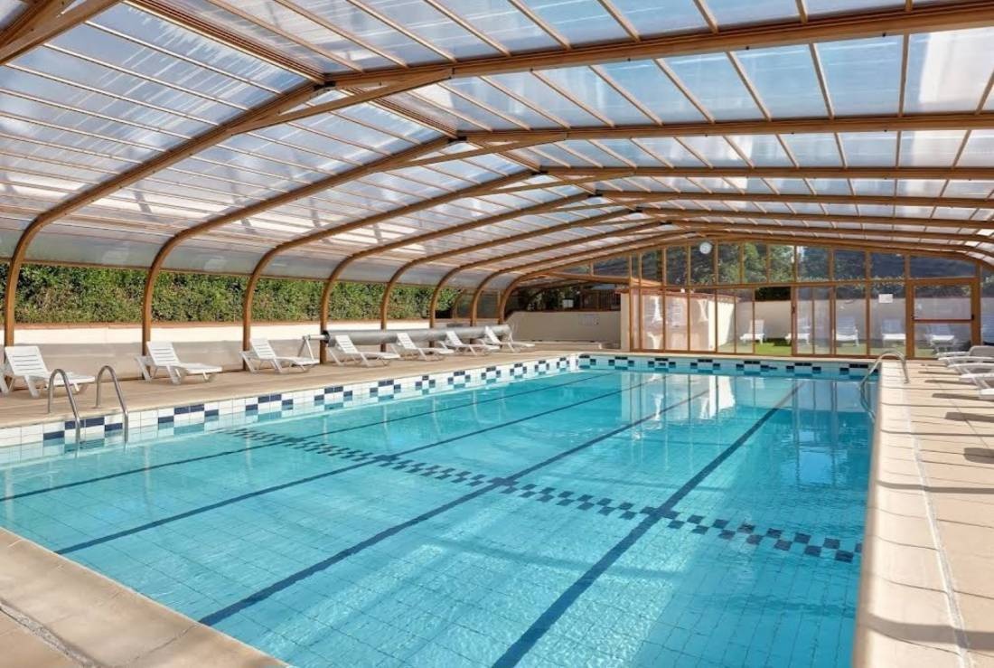 Flower Camping L'Abri-Côtier — Cámping in Saint-Nazaire-sur-Charente / Nouvelle-Aquitaine