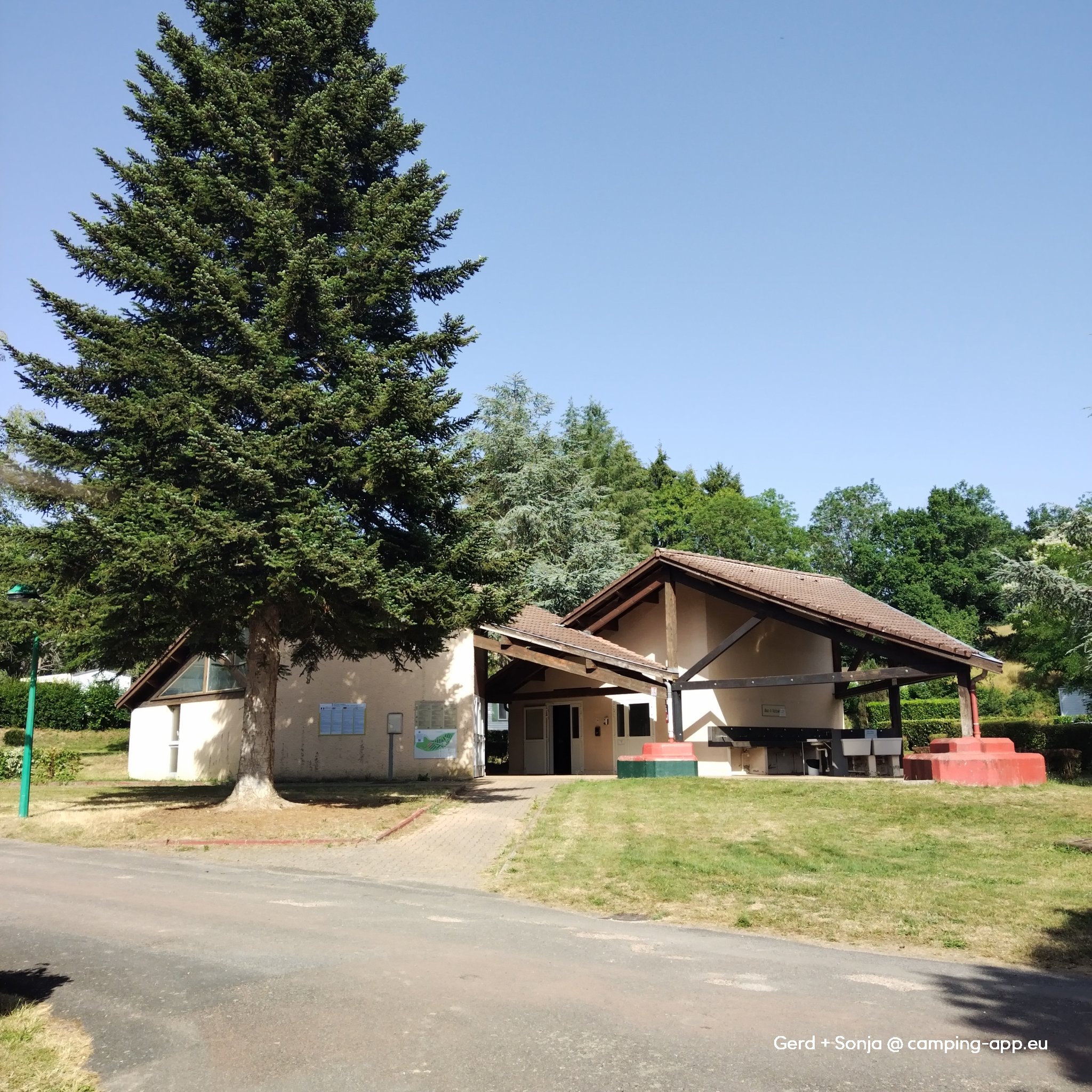 Camping du Lac des Sapins — Foto 3