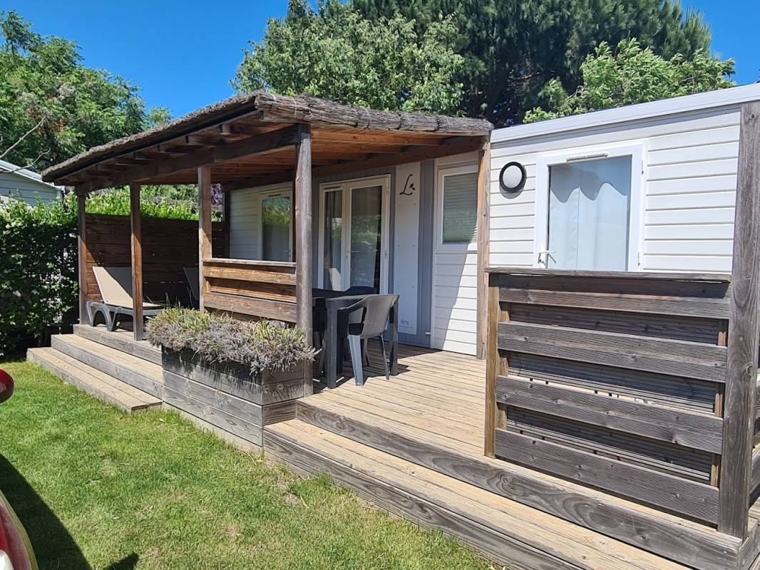 Camping Florida — Місце для кемпінгу in Elne / Occitanie