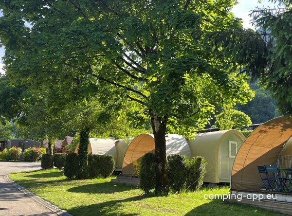 Camping Les Fontaines **** — Photo 3