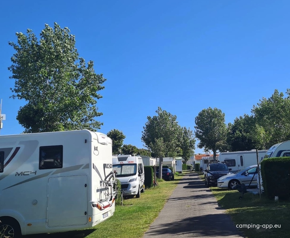 Camping les Fosses Rouges vendee — Camping in Le Château-d'Olonne / Pays de la Loire