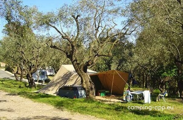Camping Les Philippons *** — Photo 3