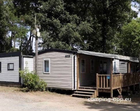 Camping Paradis Les Rochelets **** — Camping Site in Saint-Brevin-les-Pins