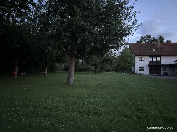 Stellplatz bei der Winzerfamilie Jonas — Photo 4