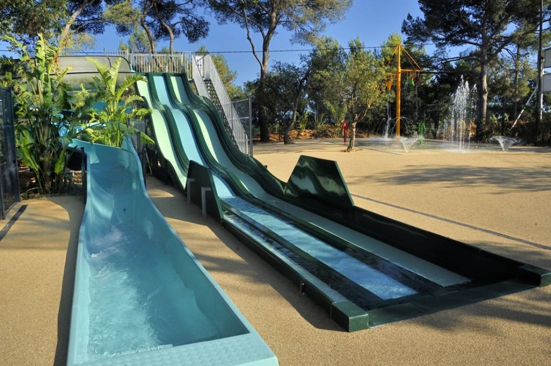 Camping La Pascalinette® 4 * — Місце для кемпінгу in La Londe-les-Maures