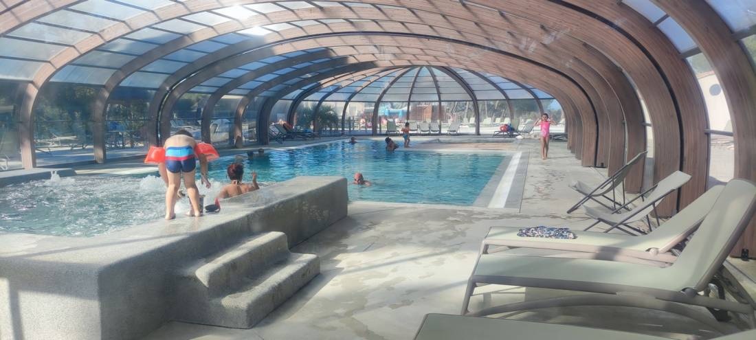 Avignon Camping Park *** — Campingplats in Vedène / Provence-Alpes-Côte d'Azur