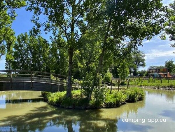 Camping Le Château *****