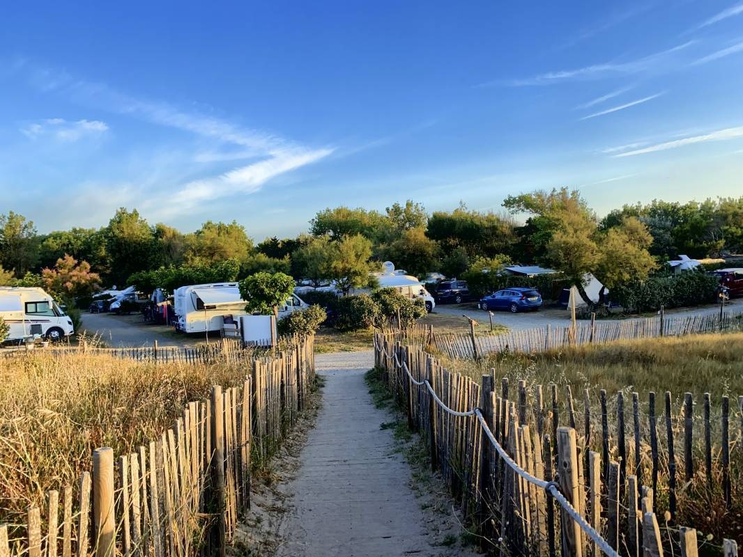 Camping Naturiste Le Sérignan Plage Nature ***** (Naturisten Camping) — Місце для кемпінгу in Sérignan Plage Ouest / Occitanie