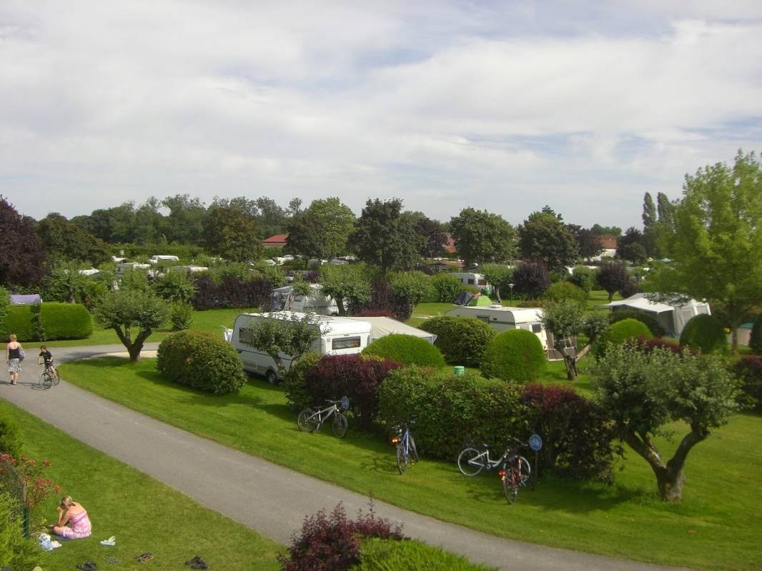 Caravan of 4 Winds — 露营地 in Crèvecœur-en-Brie