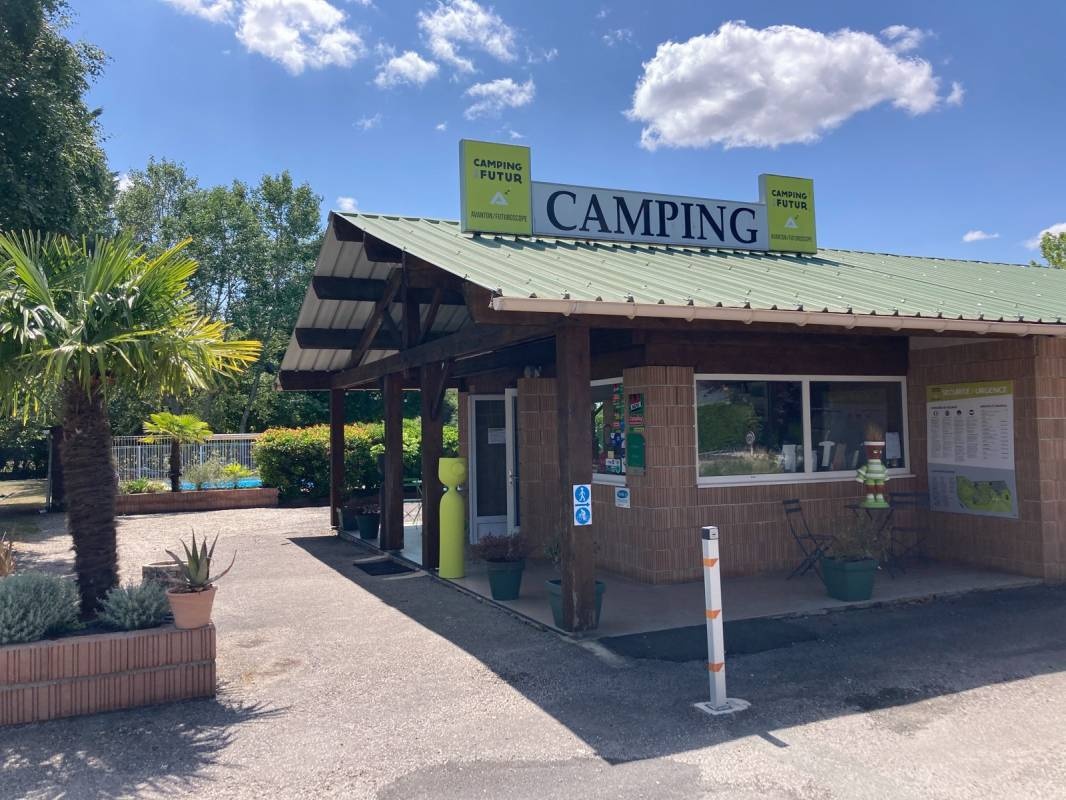 Camping du futur *** — Kemp in Avanton / Nouvelle-Aquitaine