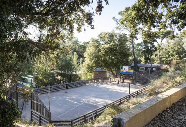 Camping Huttopia La Forêt de Janas ****