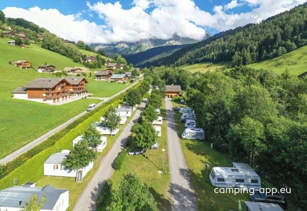 Camping Le Clos du Pin *** — Fotoğraf 2