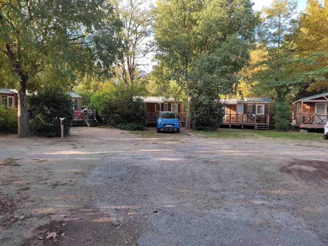 Bungalows Capfun — Cabin in Nîmes / Occitanie