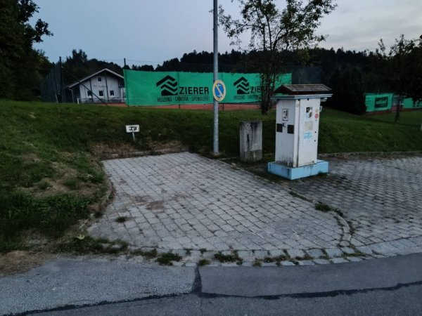 Übernachtungsparkplatz Lalling — Photo 4