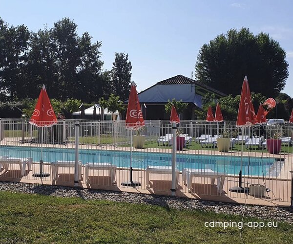 Camping Les Pommiers d'Aiguelèze **** — Zdjęcie 2