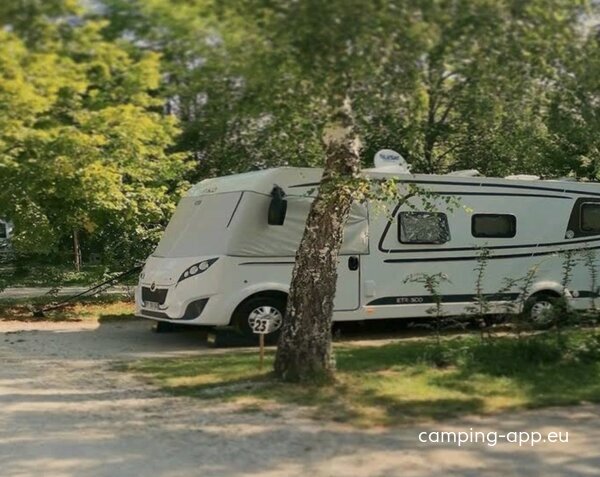 Camping Jura La Petite Montagne *** — Photo 2