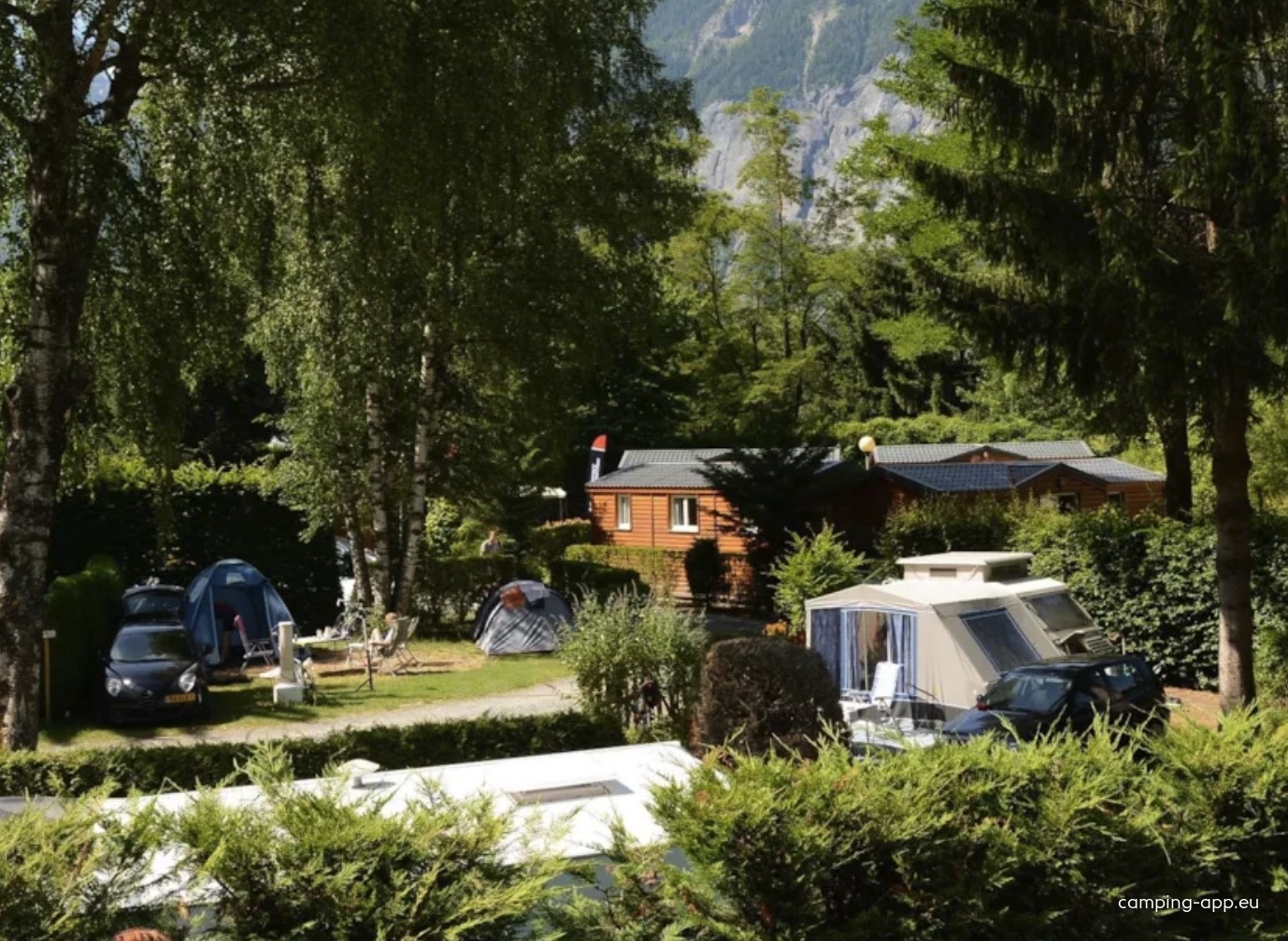 Camping A la Rencontre du Soleil **** — Kemp in Le Bourg-d'Oisans 