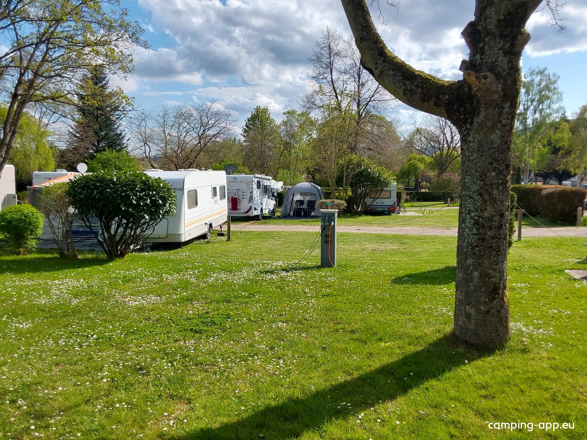 Seasonova Camping Les Portes d'Alsace — Camping in Saverne / Grand Est