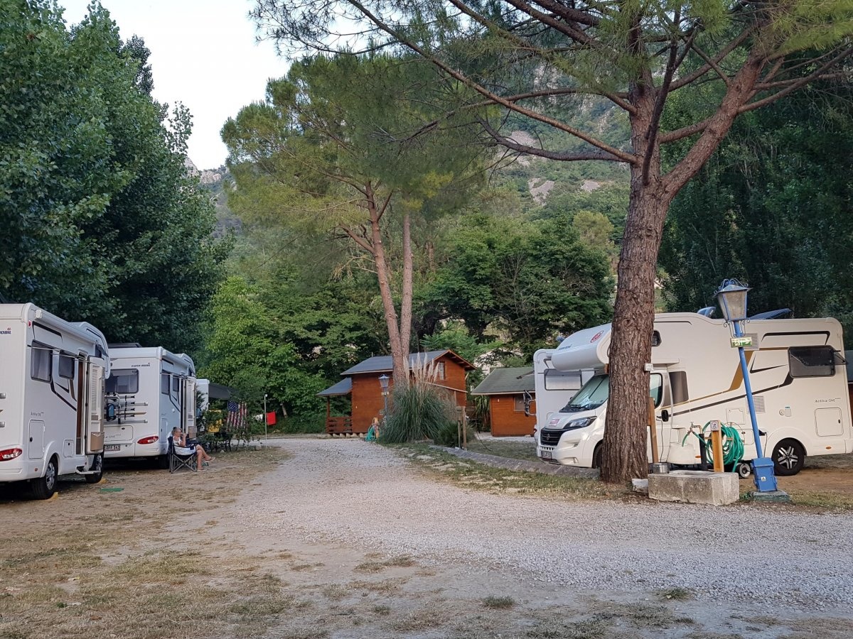 Camping de La Laune — Camping in Peillon