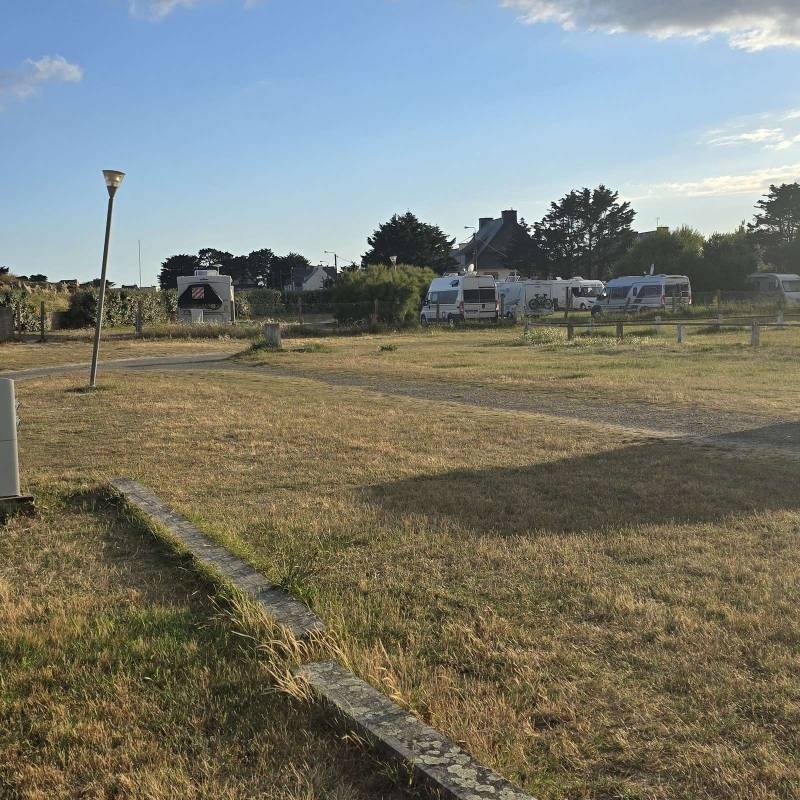 Stellplatz Les Joncs — Camperplads in Gâvres