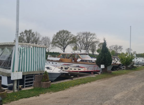 Marina Rasche Werft — Photo 6