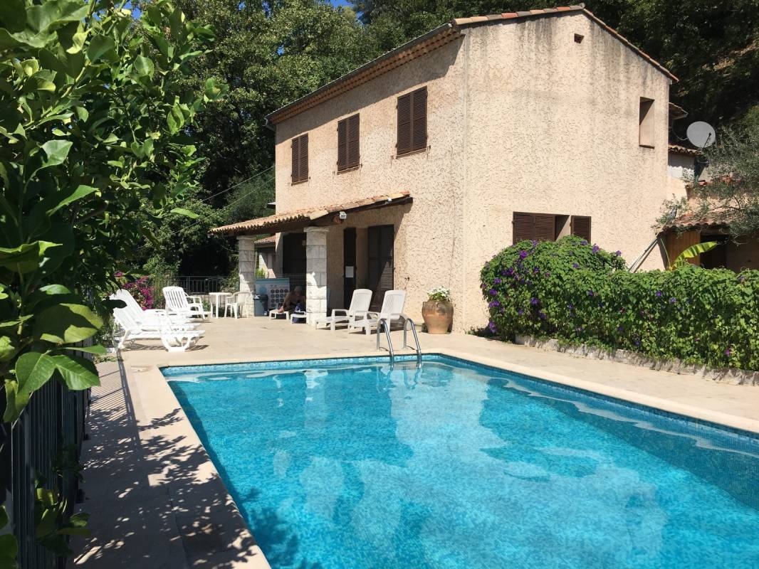 Camping Le Colombier *** — Camping Site in Cagnes-sur-Mer