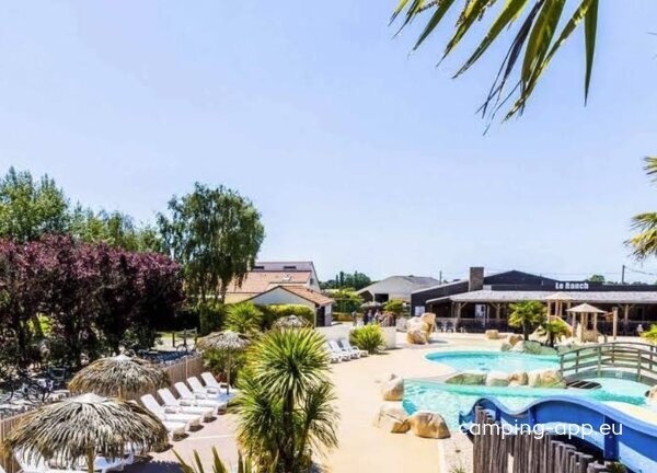 Camping Yelloh! Village Le Ranch ****