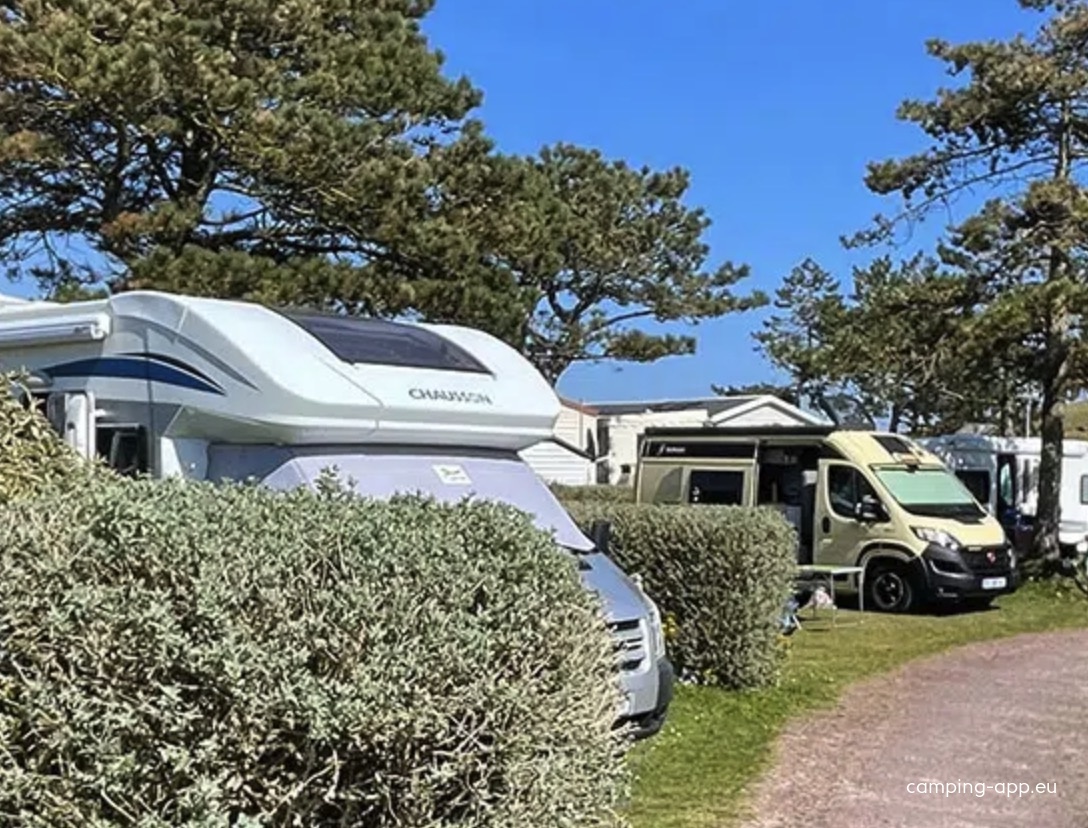 Camping Belle Étoile **** — Campingplass in Gouville-sur-Mer