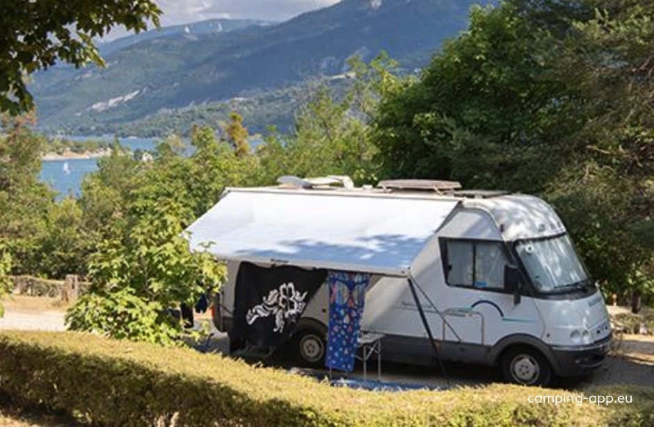 Camping Baie de la Chapelle *** — Campingplats in Chorges