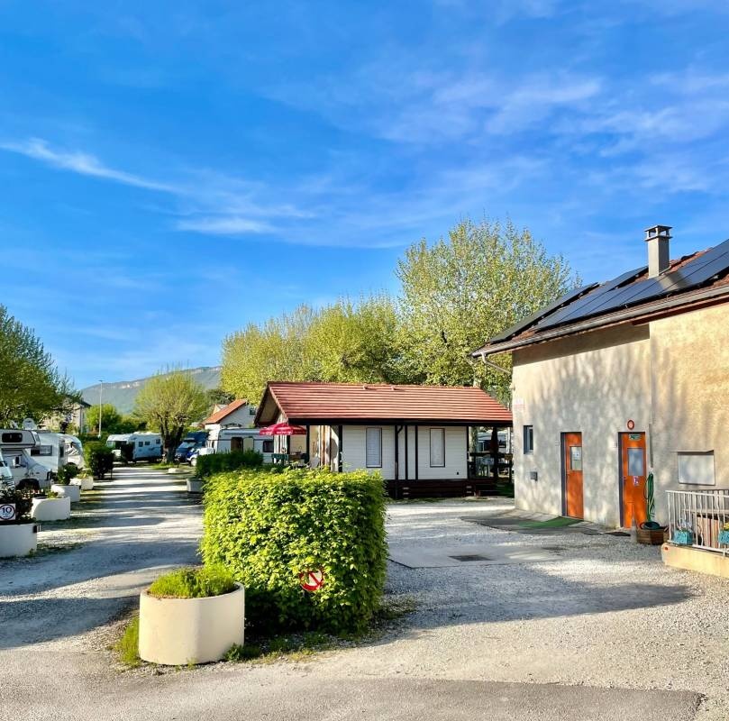 Camping Le pêcheur — Camping Site in Aix-les-Bains / Auvergne-Rhône-Alpes