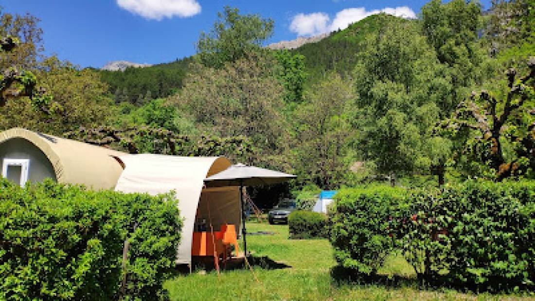 Camping Chaussières ** — Cámping in Châtillon-en-Diois / Auvergne-Rhône-Alpes
